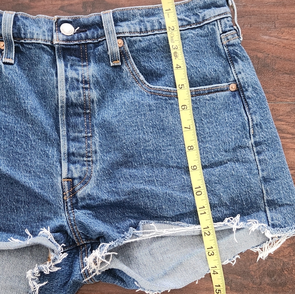 LEVI'S 501 VINTAGE JEANS SHORTS 💙 - Picture 13 of 14